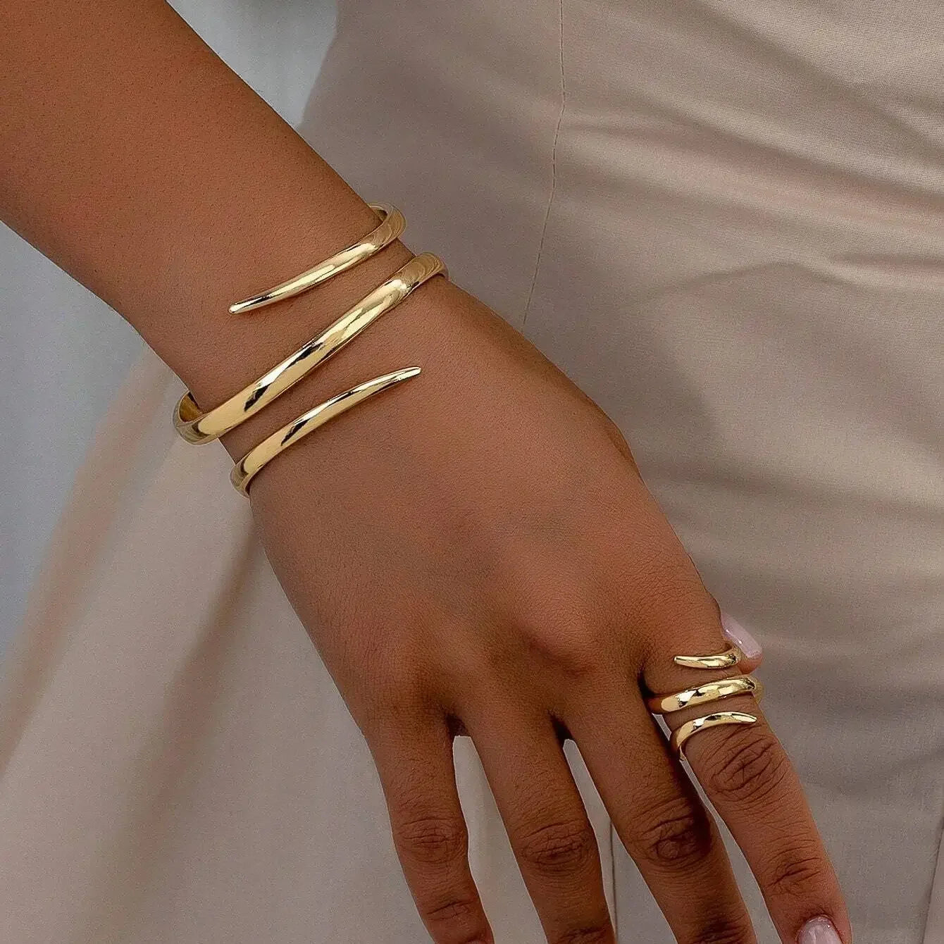 Gold Color Thick Geometric Bracelet & Ring Set
